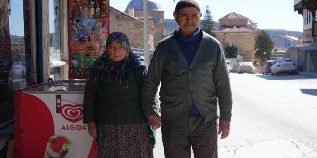 6 metrekarede 64 yıllık emek: Eşi olmadan dükkanını asla açmıyor 3